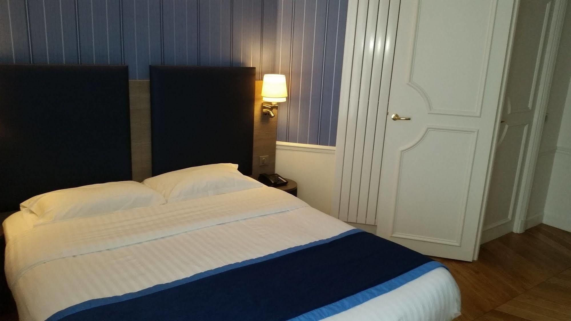 Mayflower Париж Экстерьер фото
